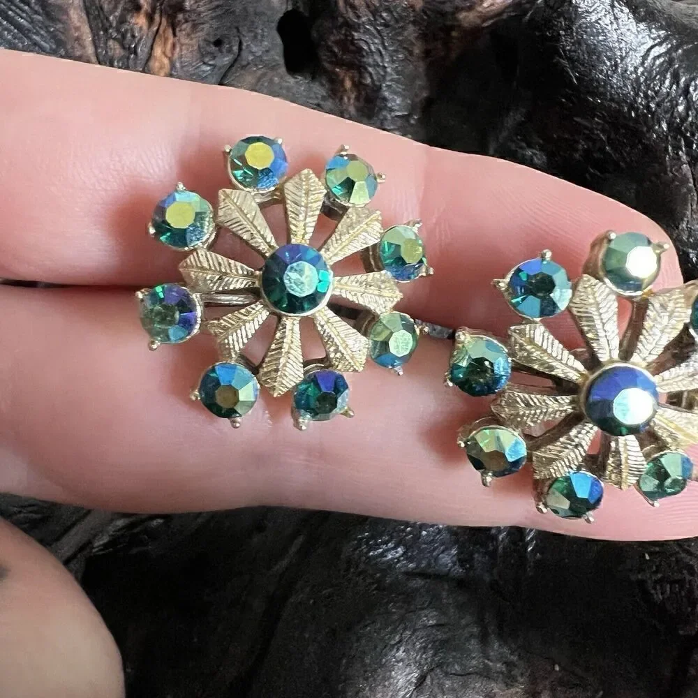 Vintage Coro Screw Back Earrings Peacock Feather Blue Green AB Aurora Borealis
